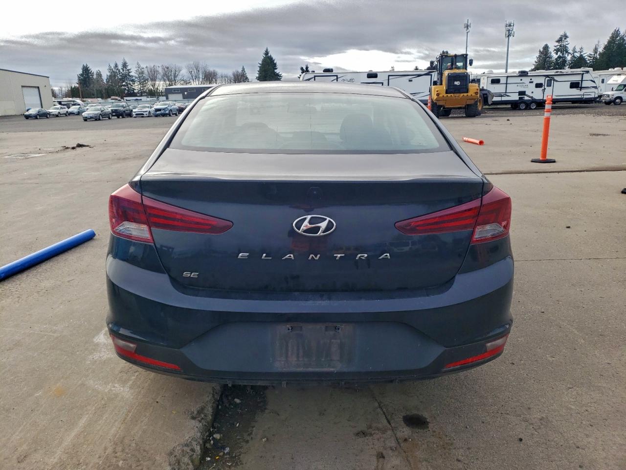 2019 HYUNDAI ELANTRA SE photo 6