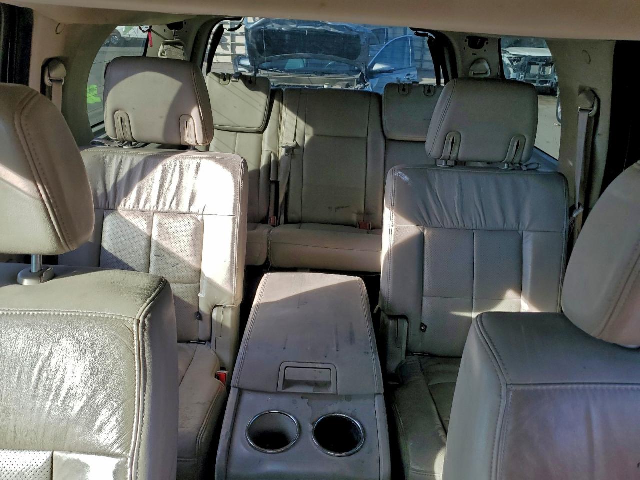 2008 LINCOLN NAVIGATOR photo 10