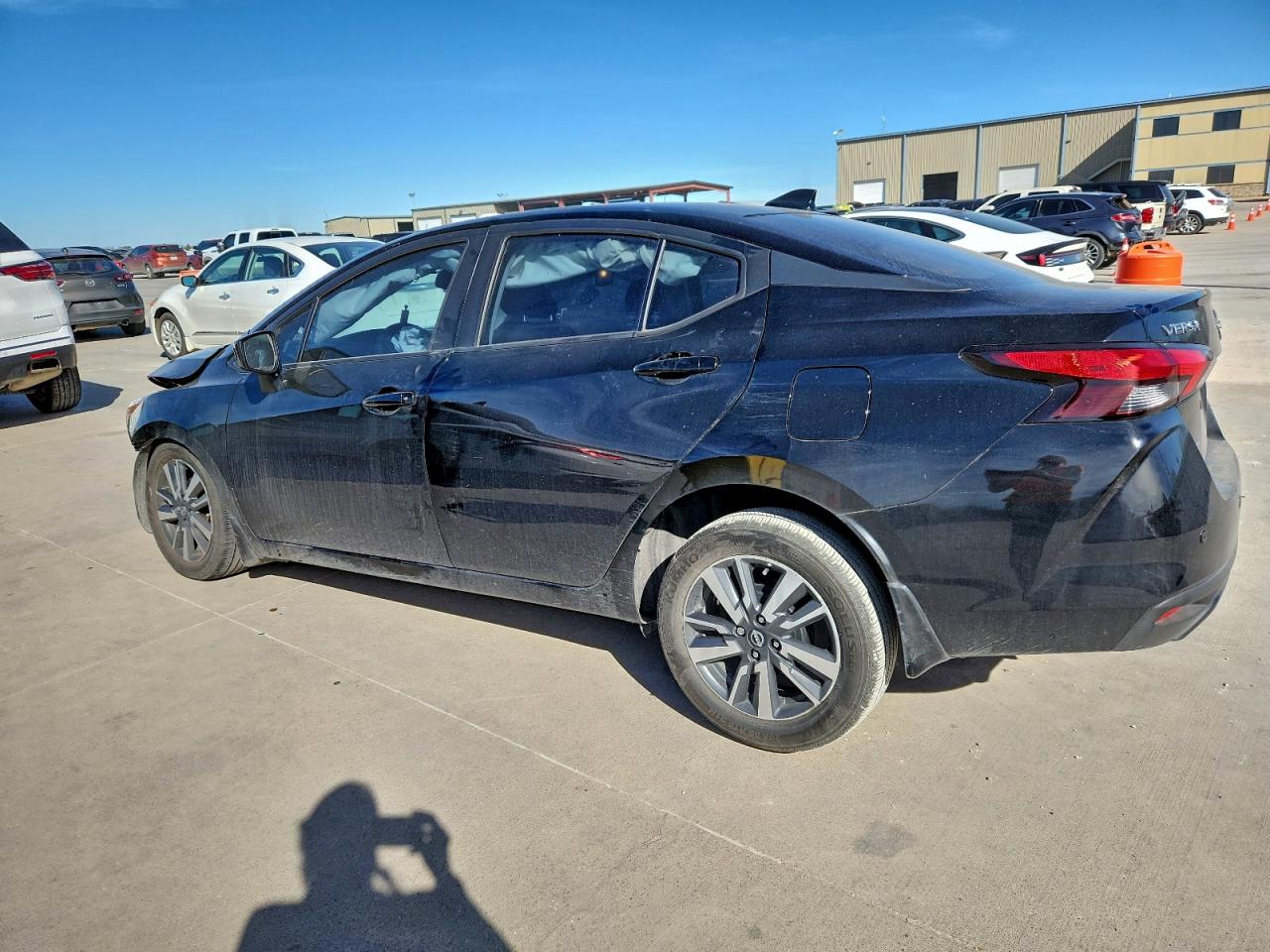 2024 NISSAN VERSA SV photo 2