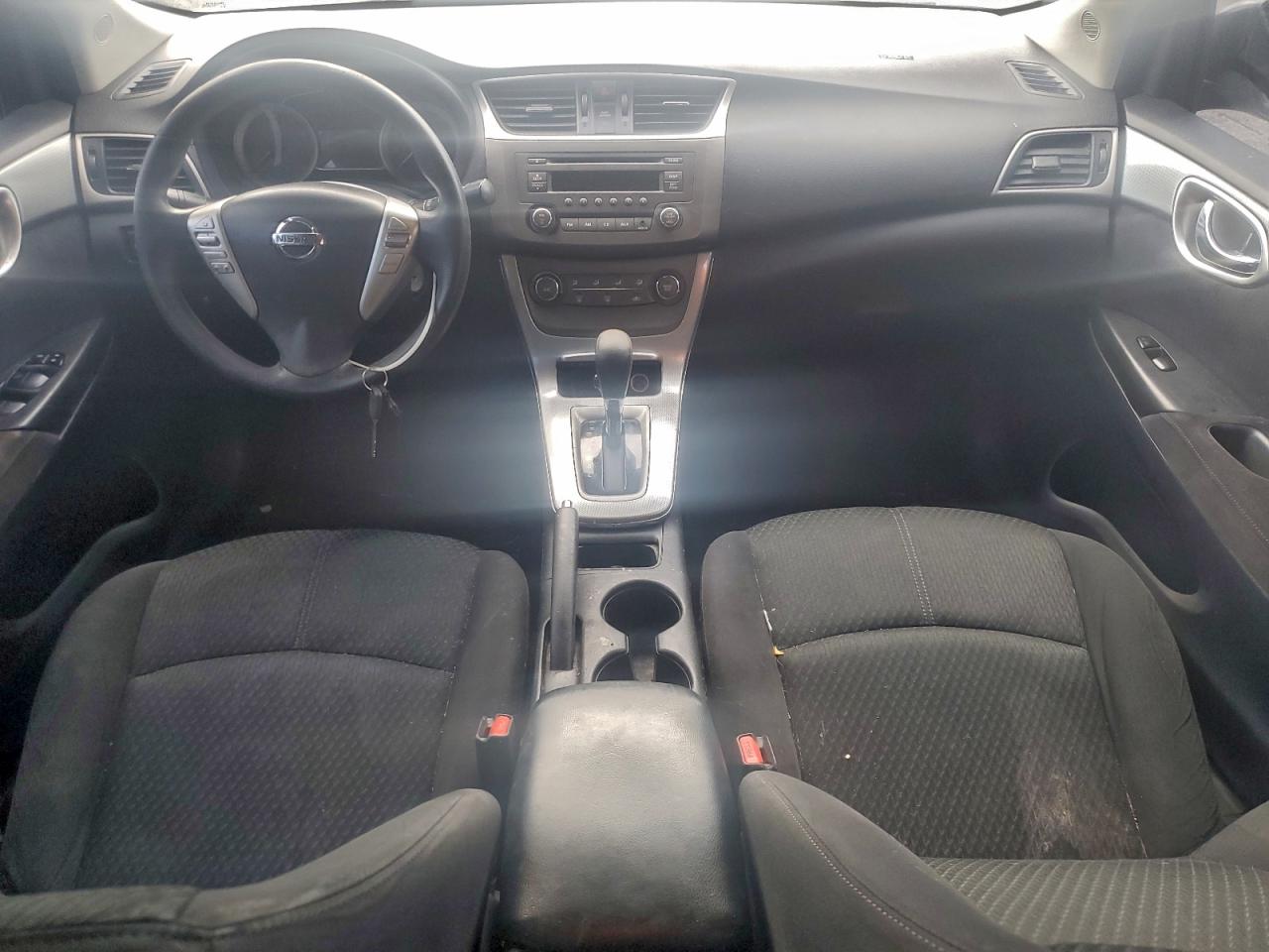 2014 NISSAN SENTRA S photo 8