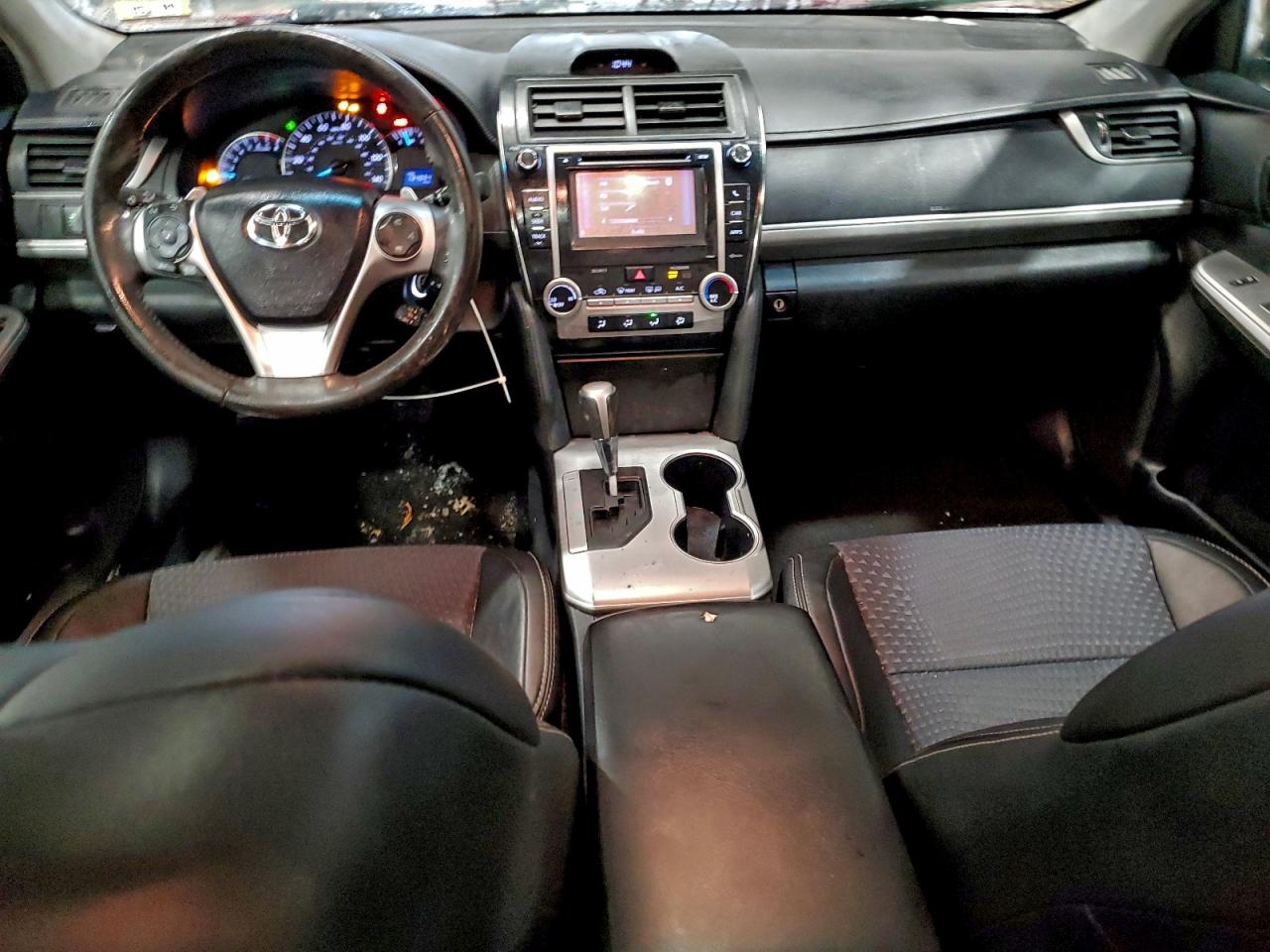 2012 TOYOTA CAMRY BASE photo 8