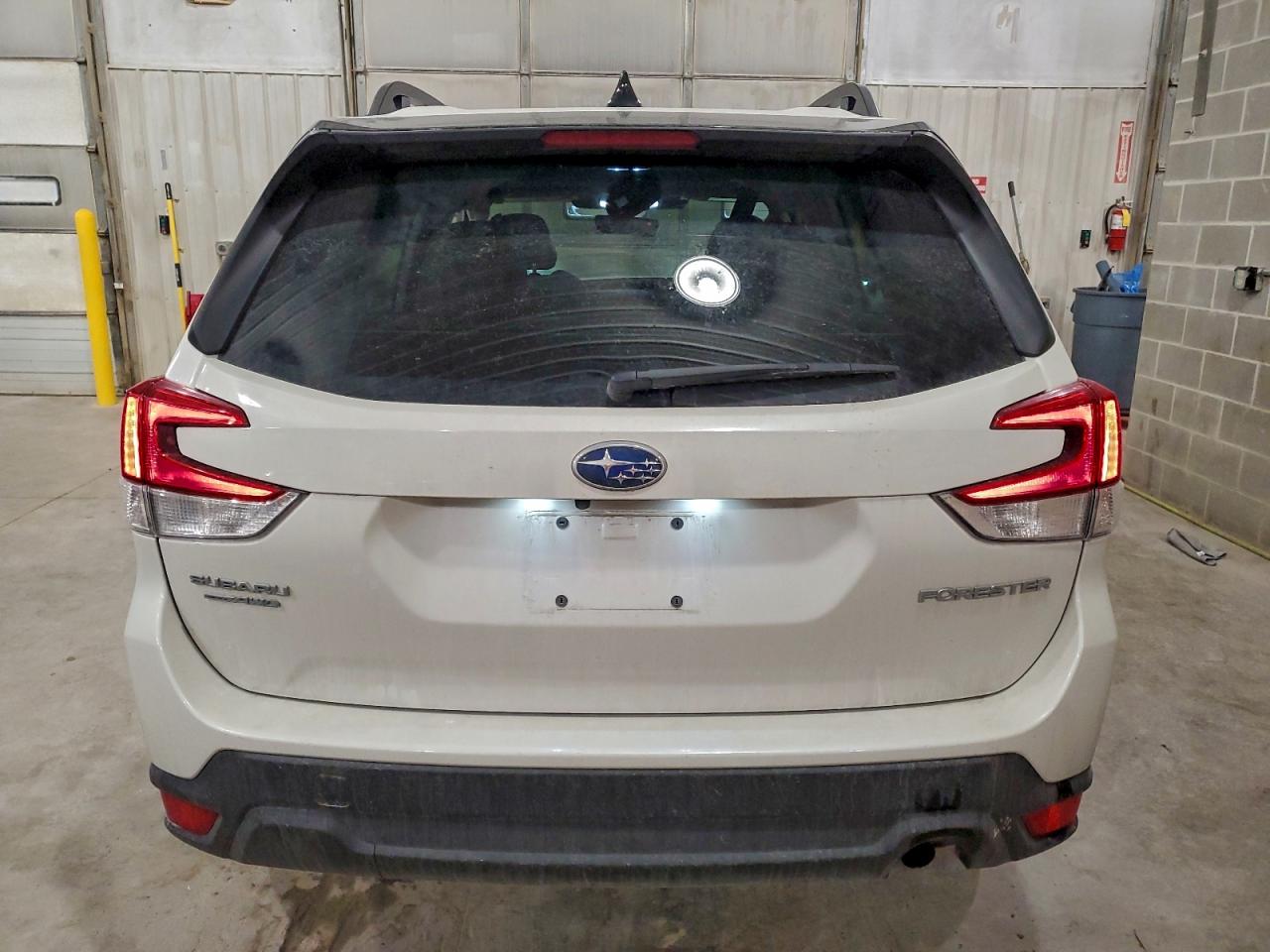 2024 SUBARU FORESTER PREMIUM photo 6