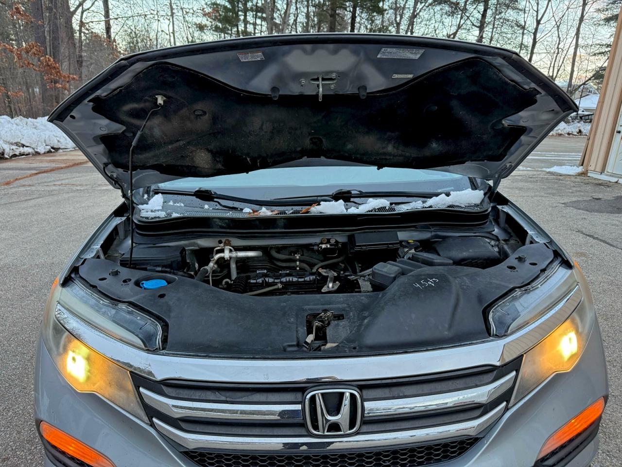 2016 HONDA PILOT LX photo 10