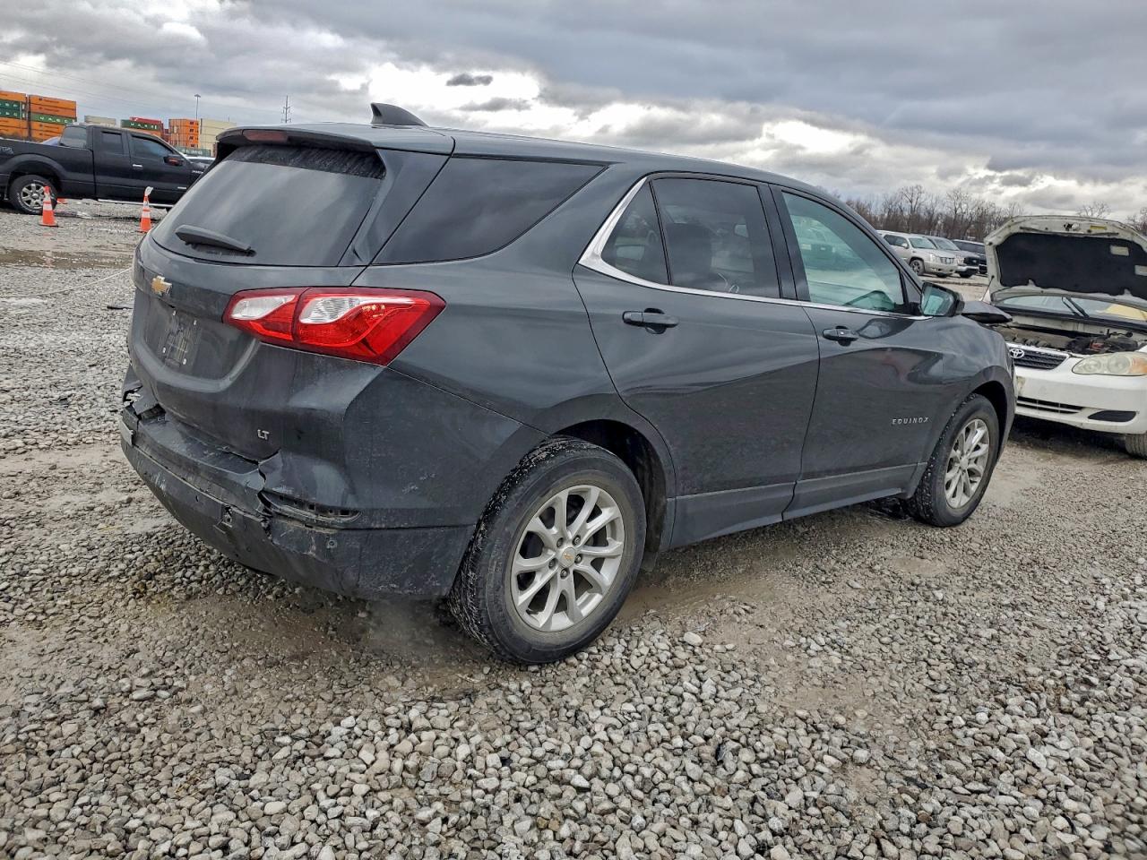 2020 CHEVROLET EQUINOX LT photo 3