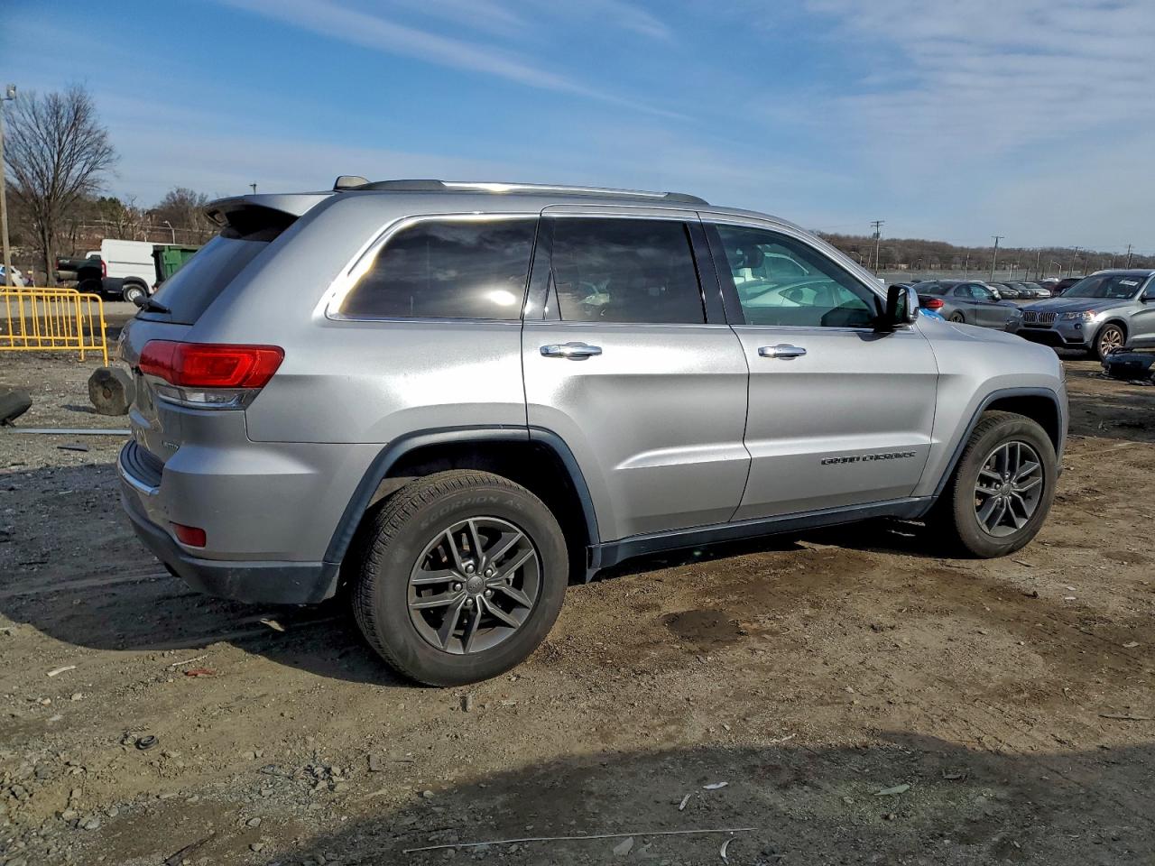 2019 JEEP GRAND CHEROKEE LIMITED photo 3