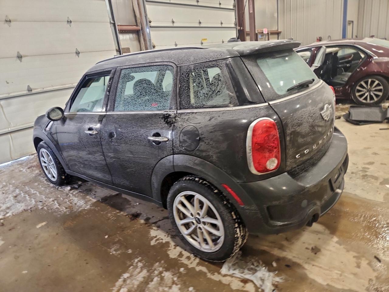 2016 MINI COOPER S COUNTRYMAN photo 2