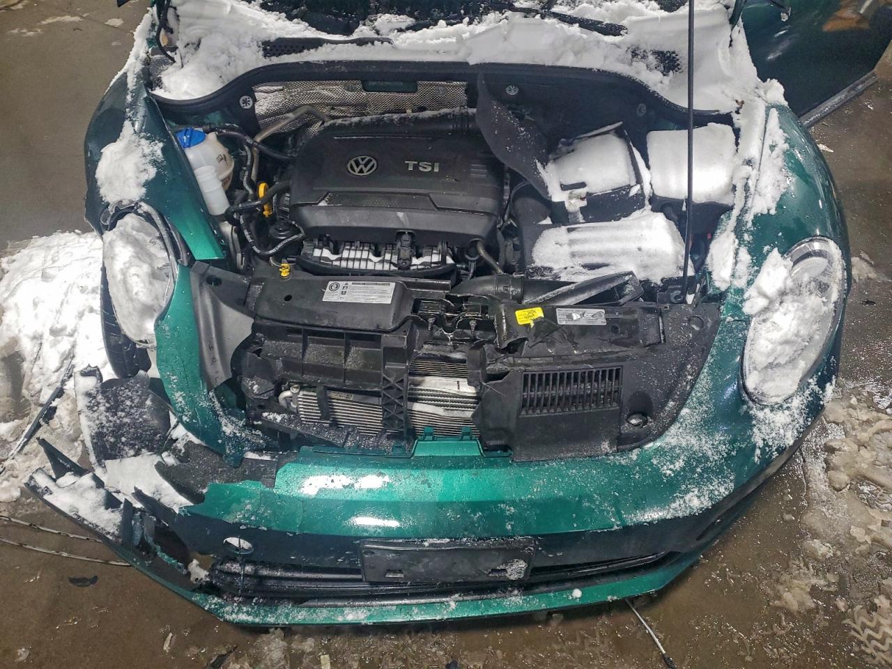2017 VOLKSWAGEN BEETLE 1.8T photo 12