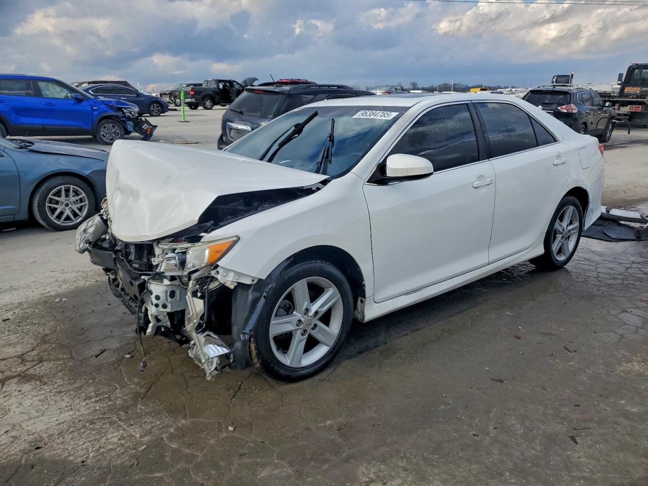 2012 TOYOTA CAMRY