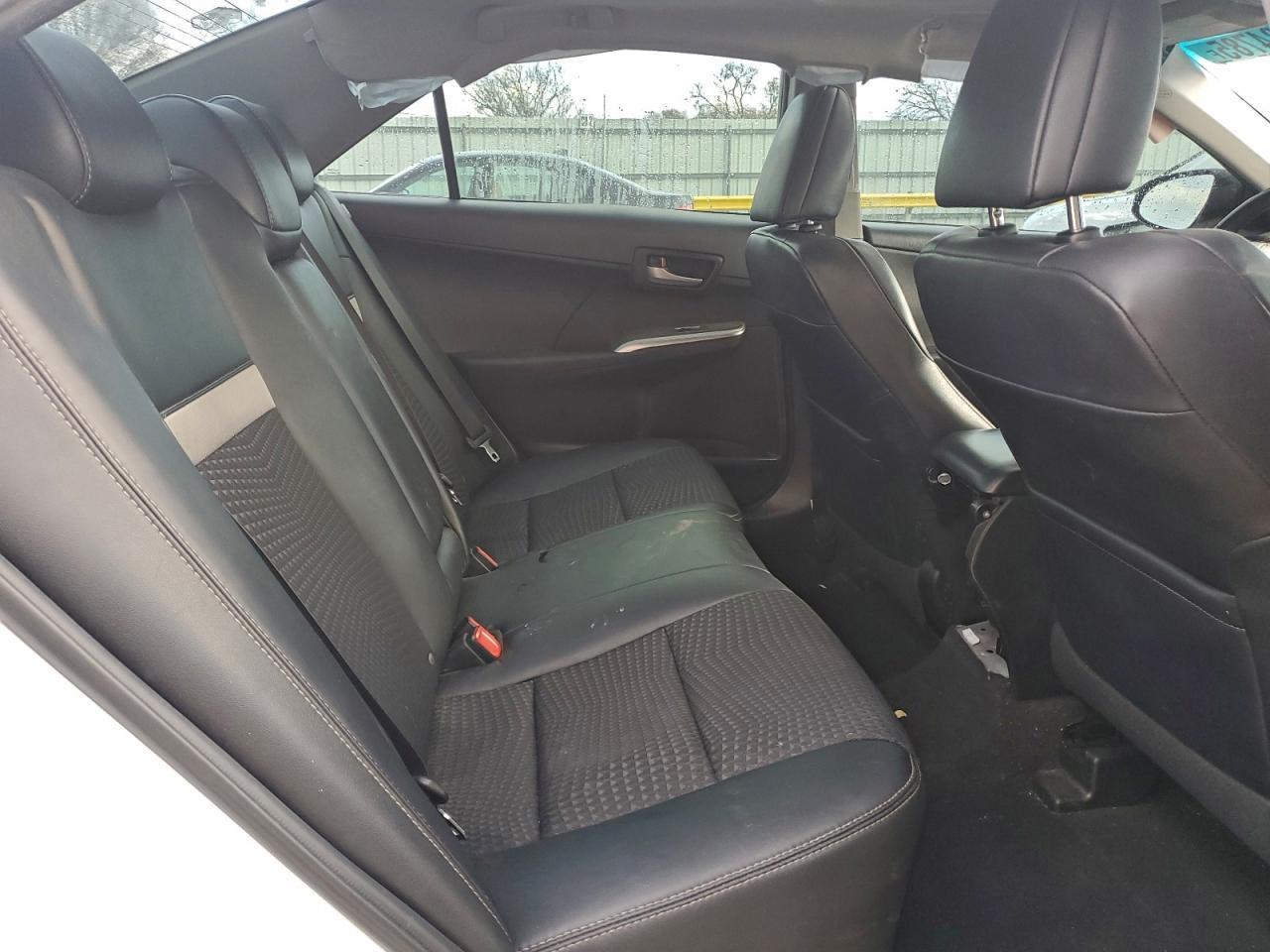 2012 TOYOTA CAMRY BASE photo 10