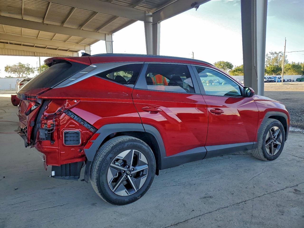 2025 HYUNDAI TUCSON SEL photo 3