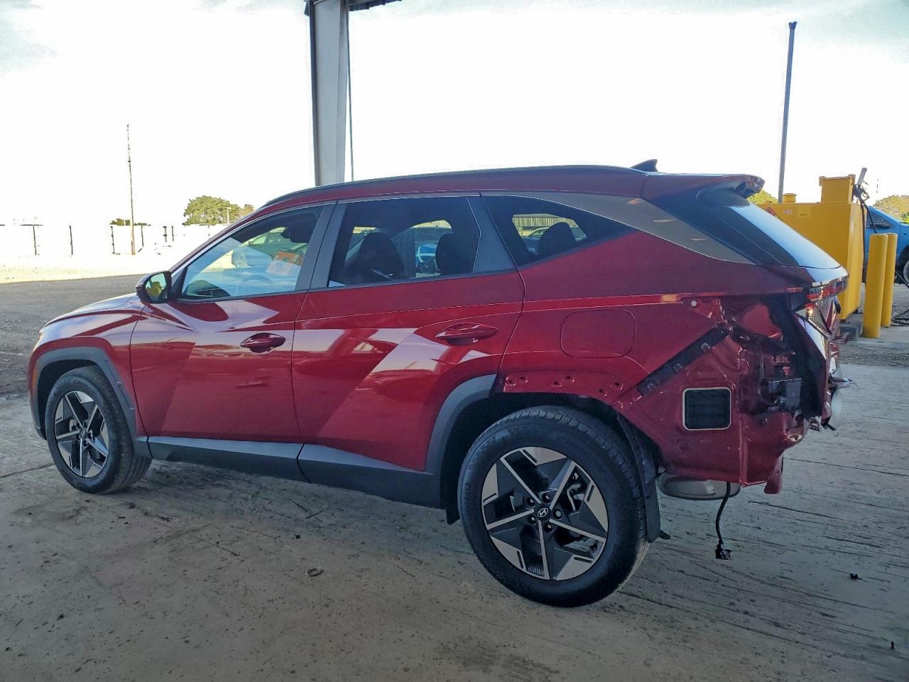 2025 HYUNDAI TUCSON SEL photo 2