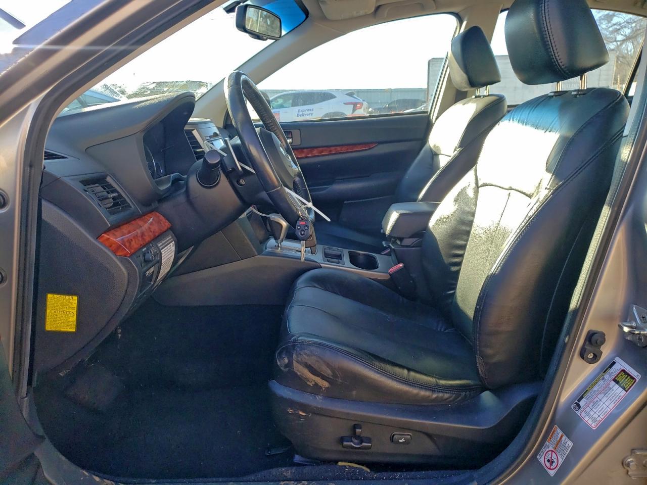2011 SUBARU LEGACY 3.6R LIMITED photo 7