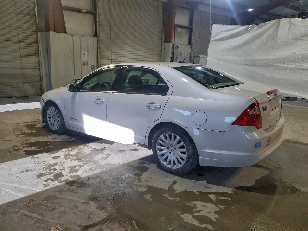 2011 FORD FUSION HYBRID photo 2
