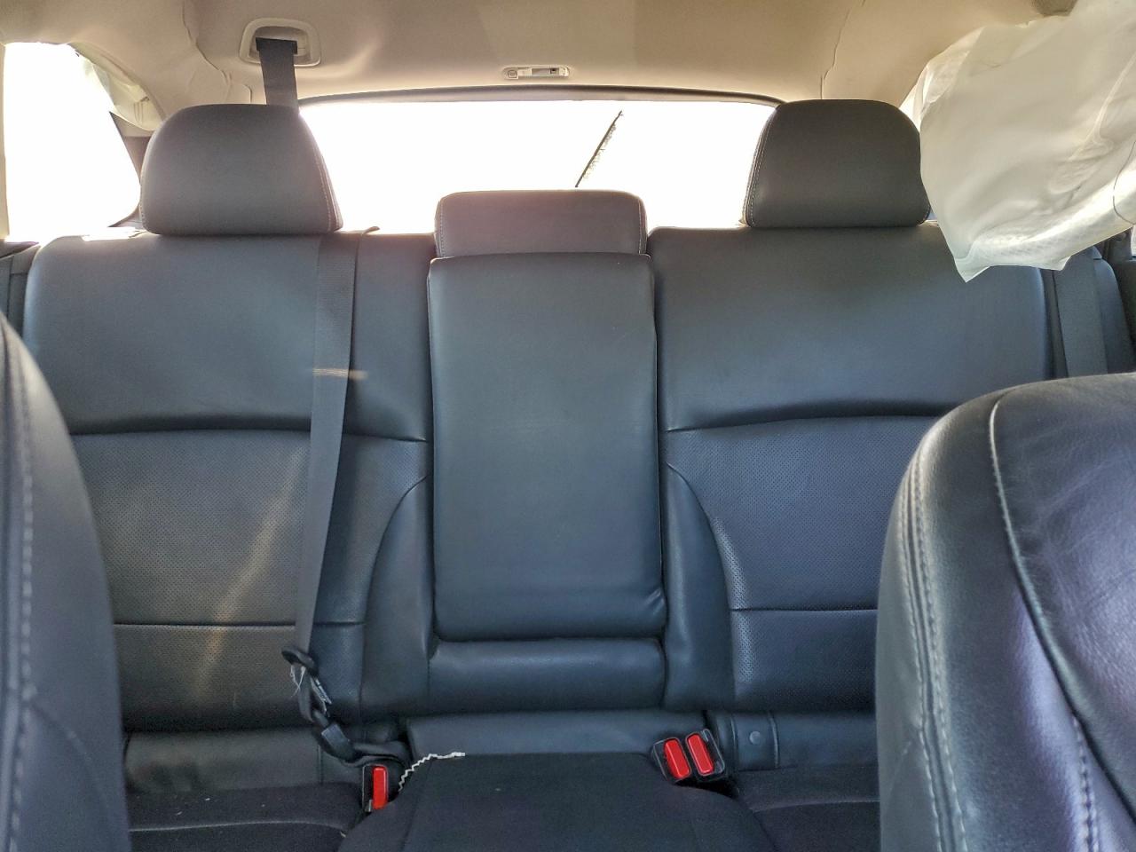 2015 SUBARU OUTBACK 3.6R LIMITED photo 10