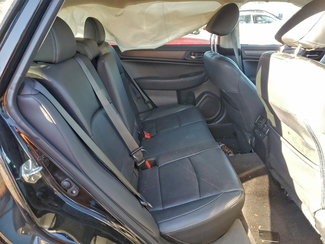 2015 SUBARU OUTBACK 3.6R LIMITED photo 11