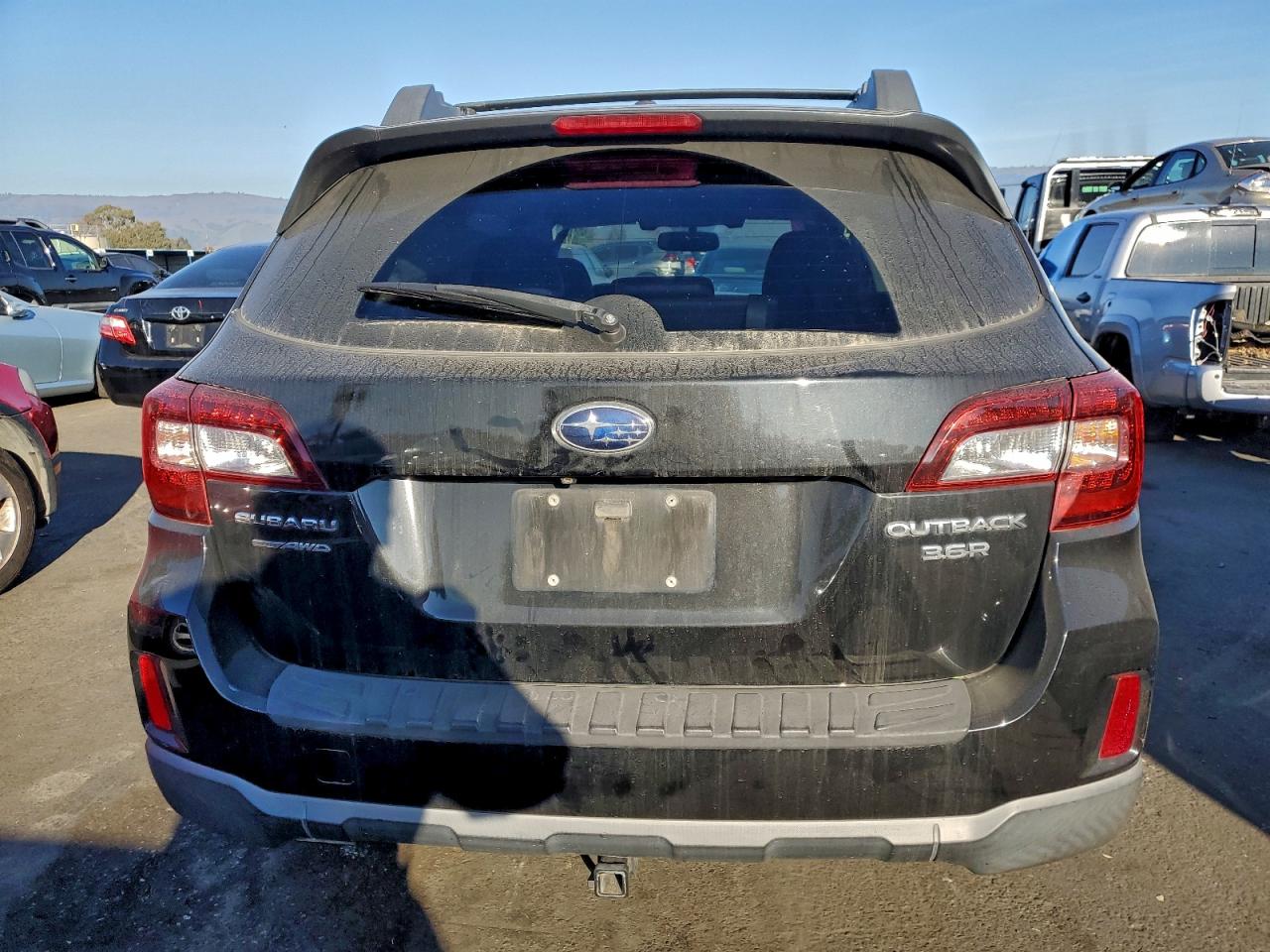 2015 SUBARU OUTBACK 3.6R LIMITED photo 6