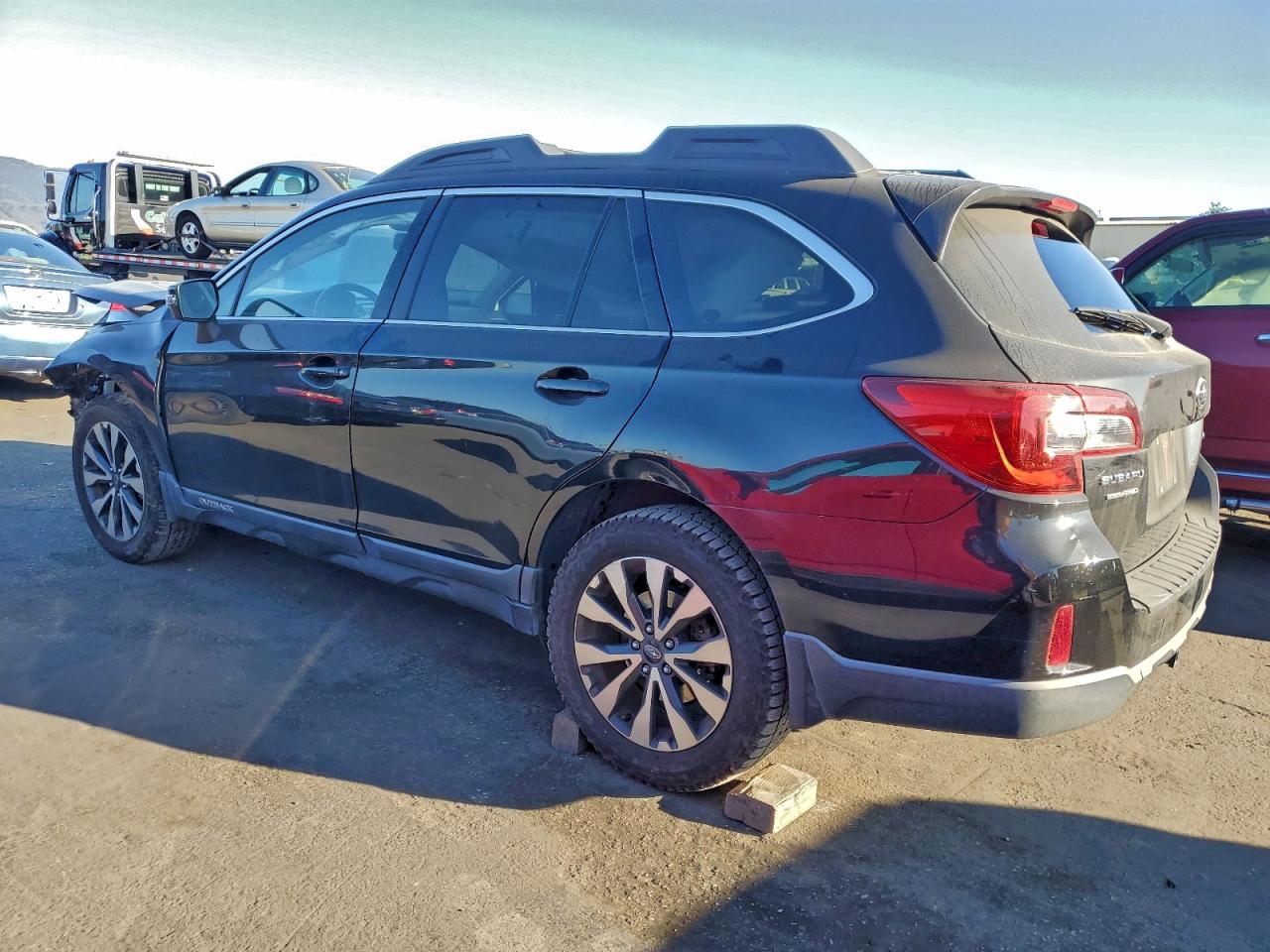2015 SUBARU OUTBACK 3.6R LIMITED photo 2