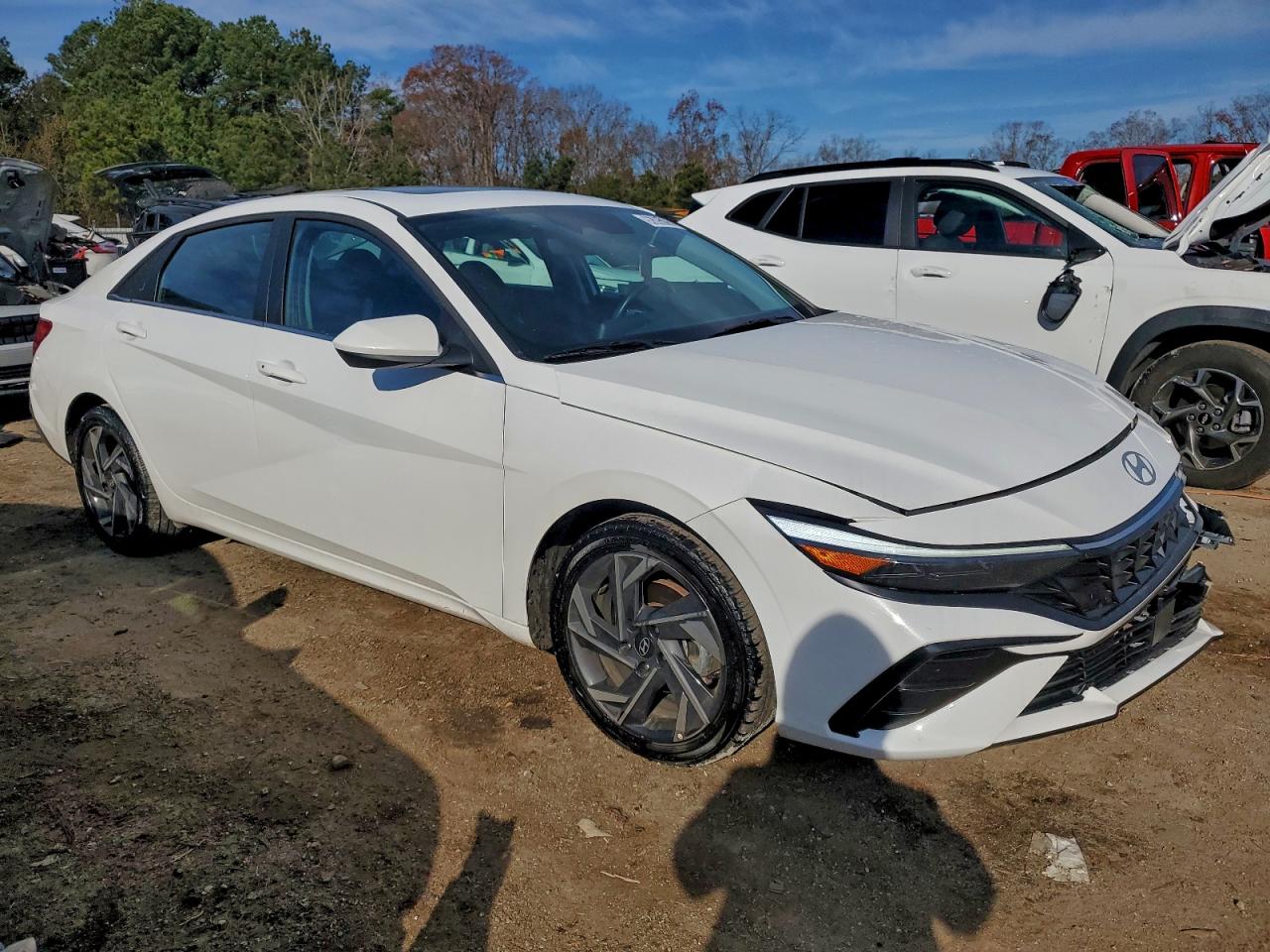 2025 HYUNDAI ELANTRA SEL photo 4