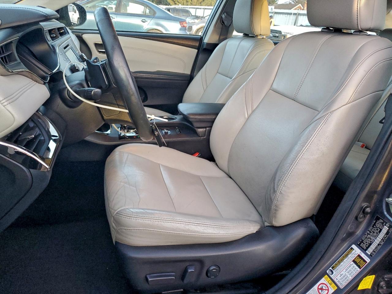 2016 TOYOTA AVALON XLE photo 7