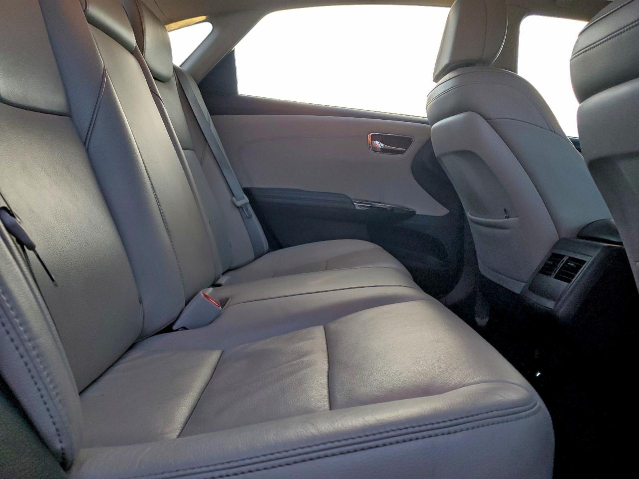 2016 TOYOTA AVALON XLE photo 10