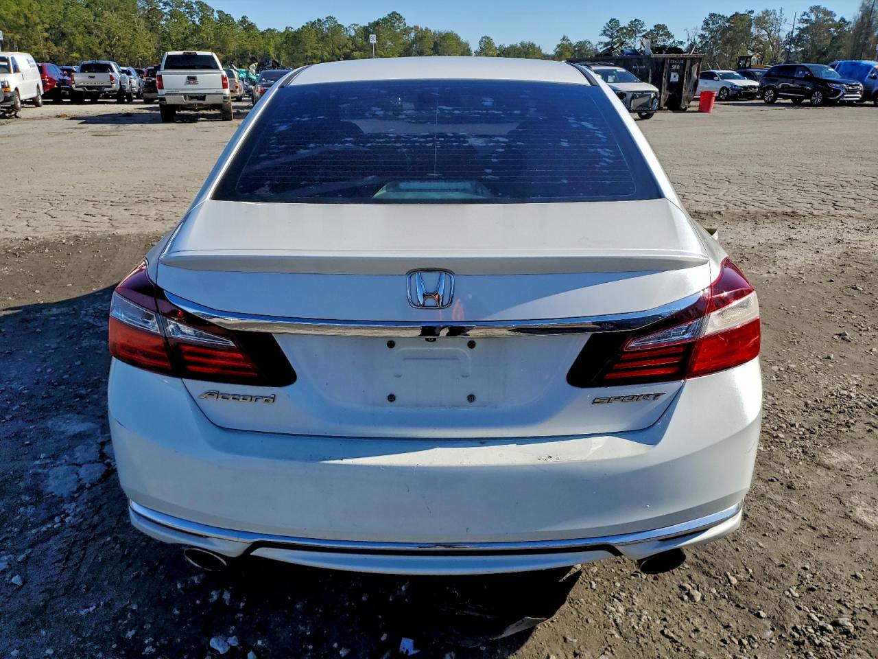 2017 HONDA ACCORD SPORT photo 6