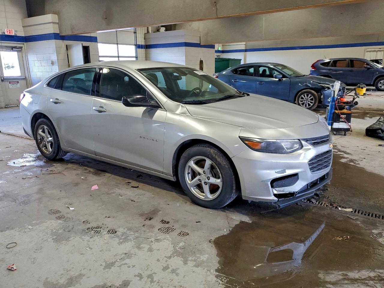 2016 CHEVROLET MALIBU LS photo 4