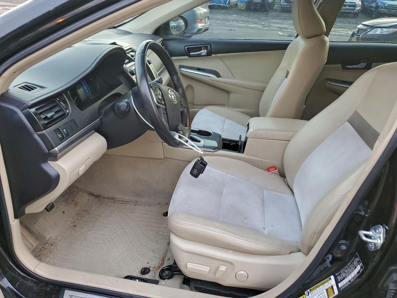 2012 TOYOTA CAMRY HYBRID photo 7
