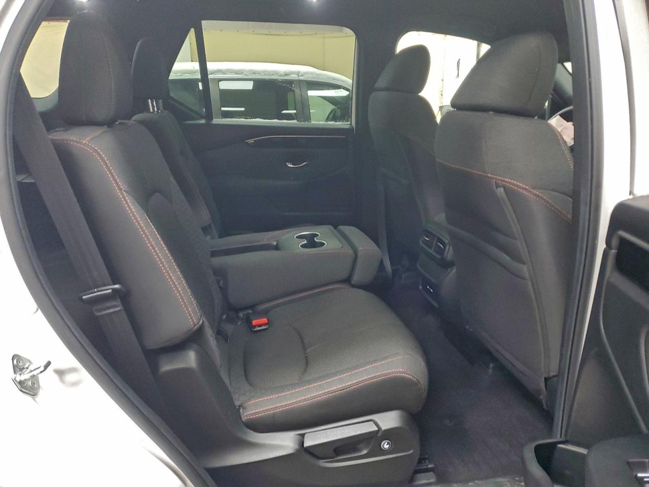 2025 HONDA PILOT SPORT photo 11
