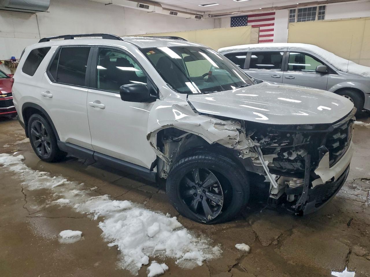 2025 HONDA PILOT SPORT photo 4