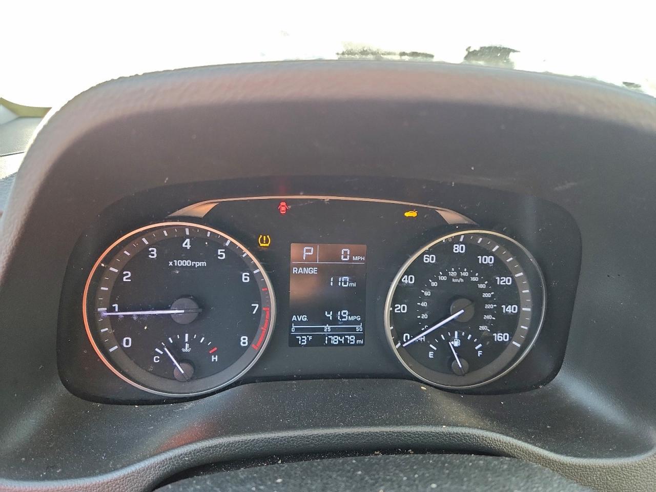 2018 HYUNDAI ELANTRA SE photo 9