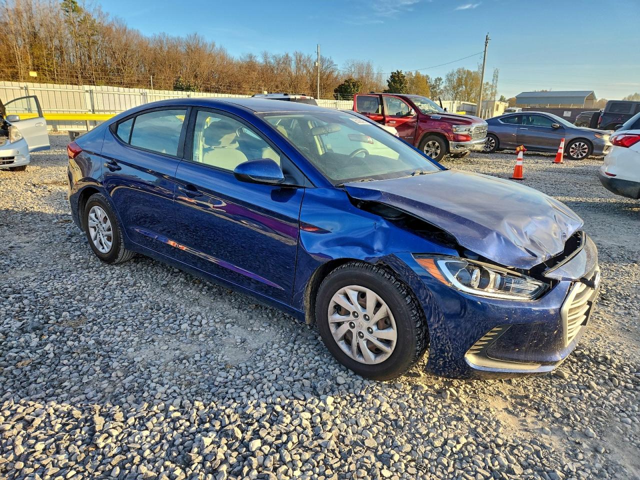 2018 HYUNDAI ELANTRA SE photo 4