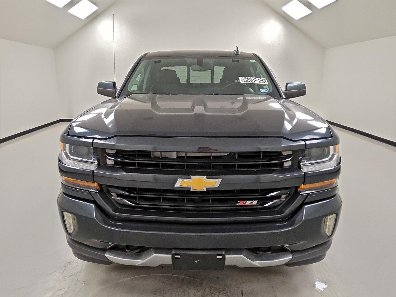 2017 CHEVROLET SILVERADO K1500 LT photo 5