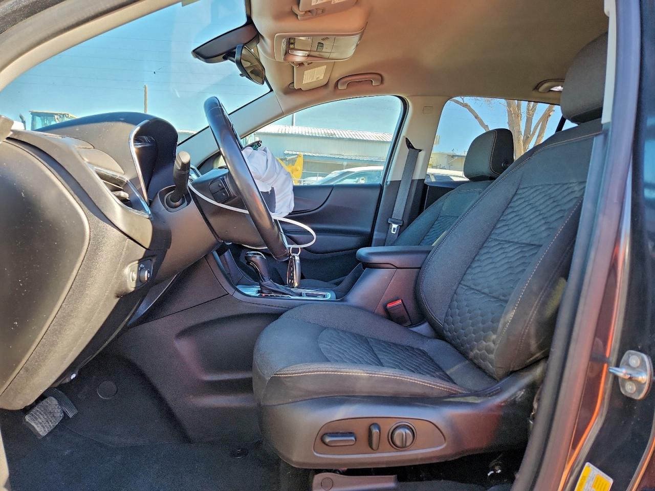 2018 CHEVROLET EQUINOX LT photo 7
