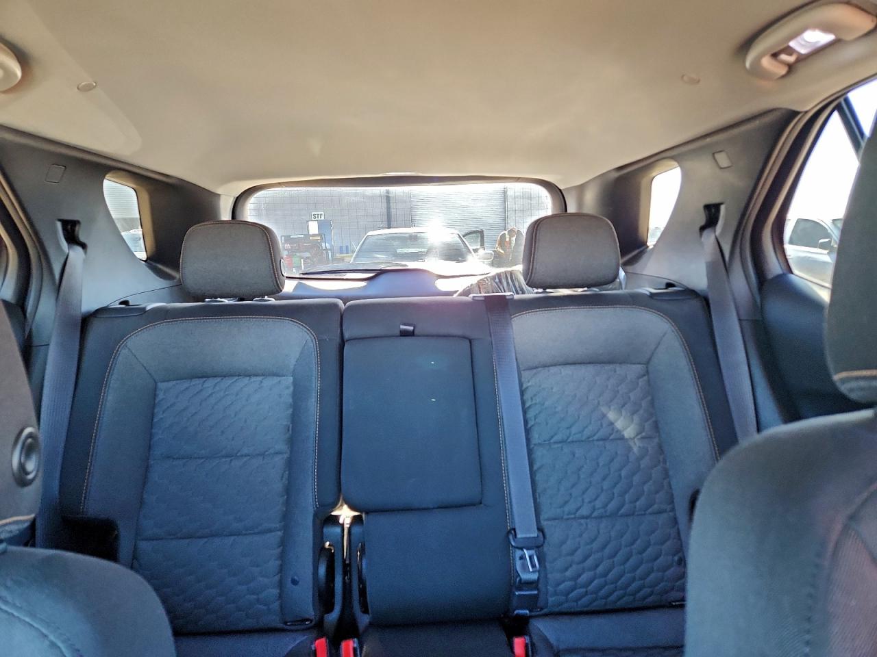 2018 CHEVROLET EQUINOX LT photo 10