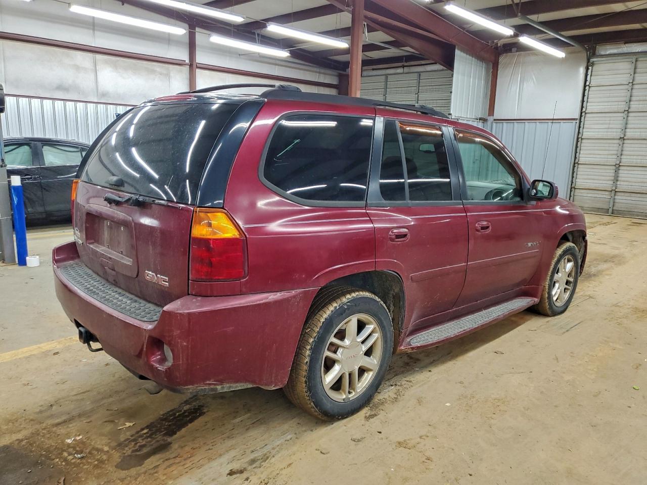 2006 GMC ENVOY DENALI photo 3