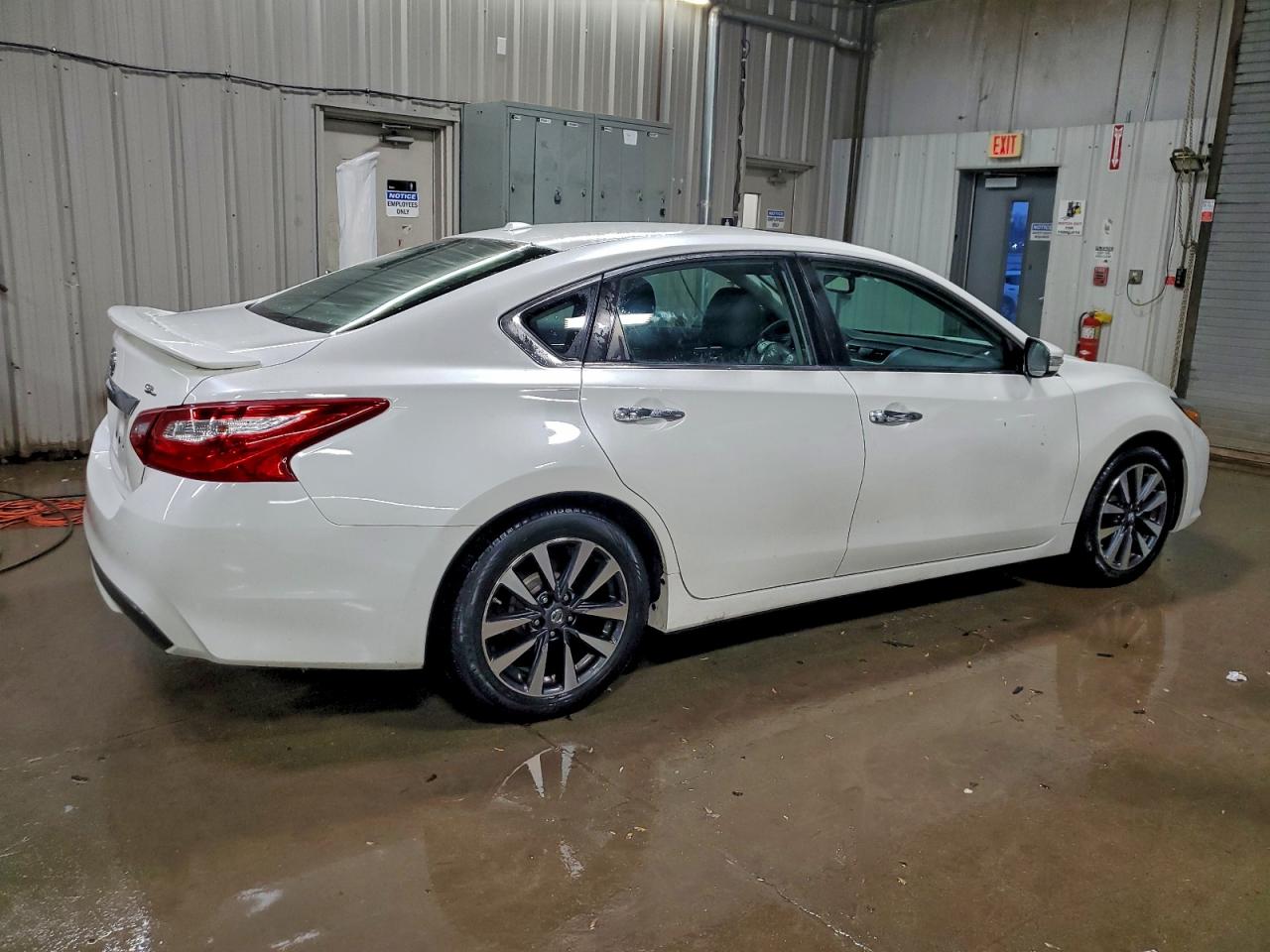 2017 NISSAN ALTIMA 2.5 photo 3