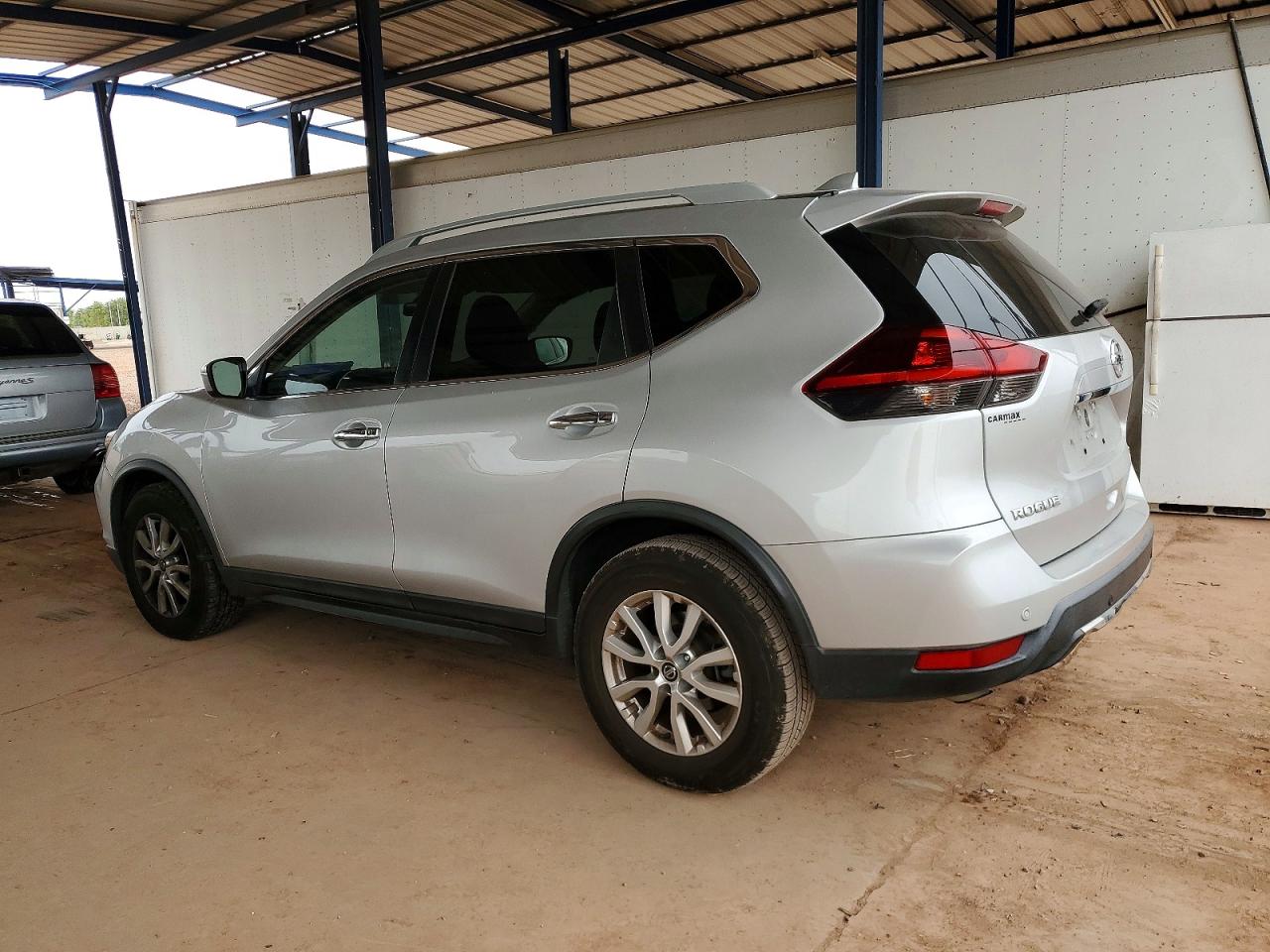 2019 NISSAN ROGUE S photo 2