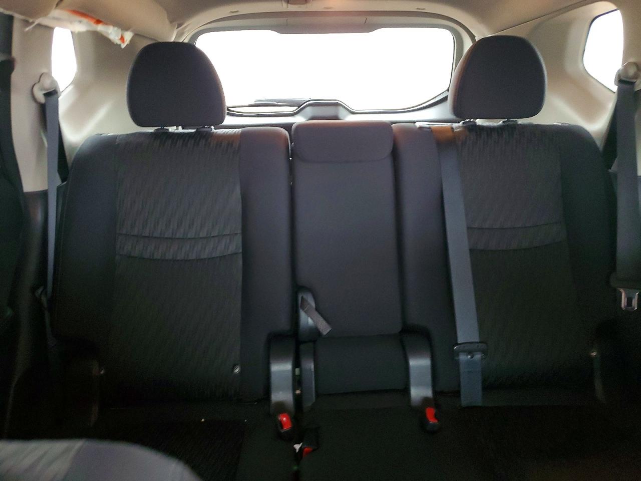 2019 NISSAN ROGUE S photo 10