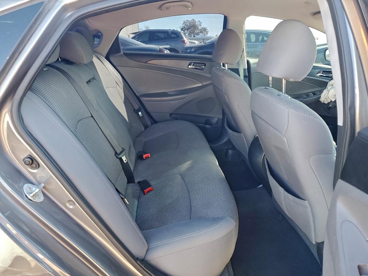 2013 HYUNDAI SONATA GLS photo 10