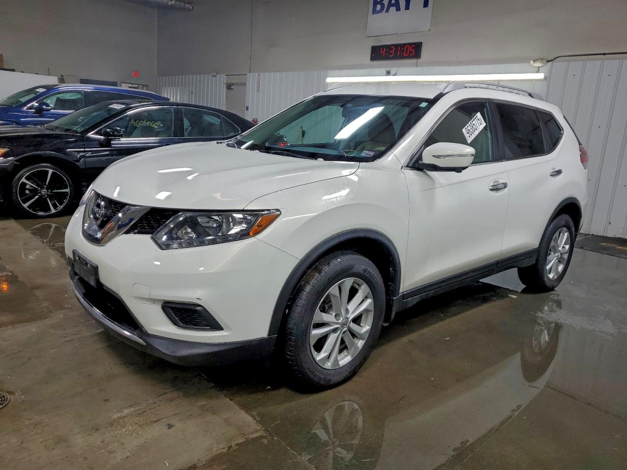 2014 NISSAN ROGUE