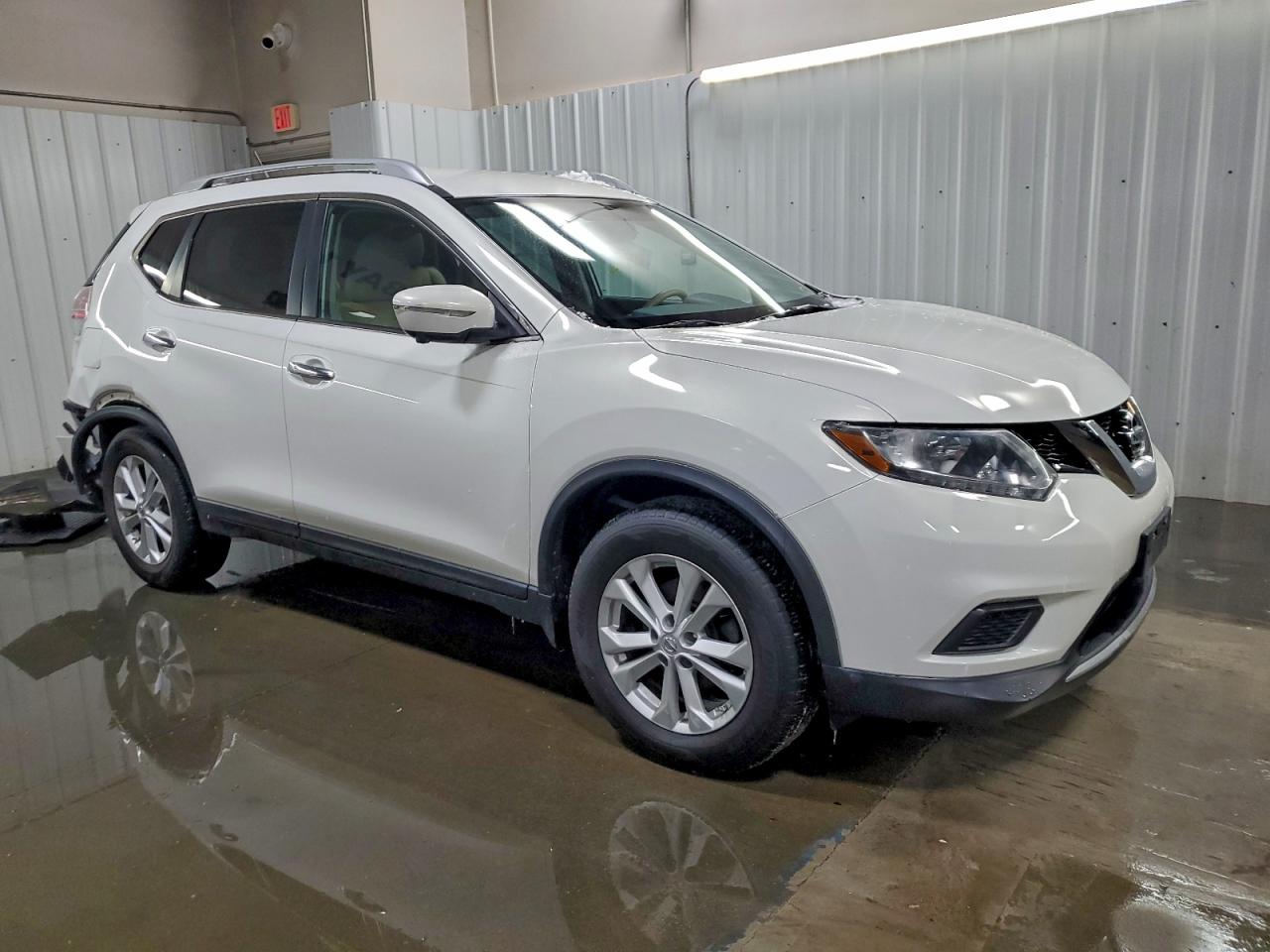 2014 NISSAN ROGUE S photo 4