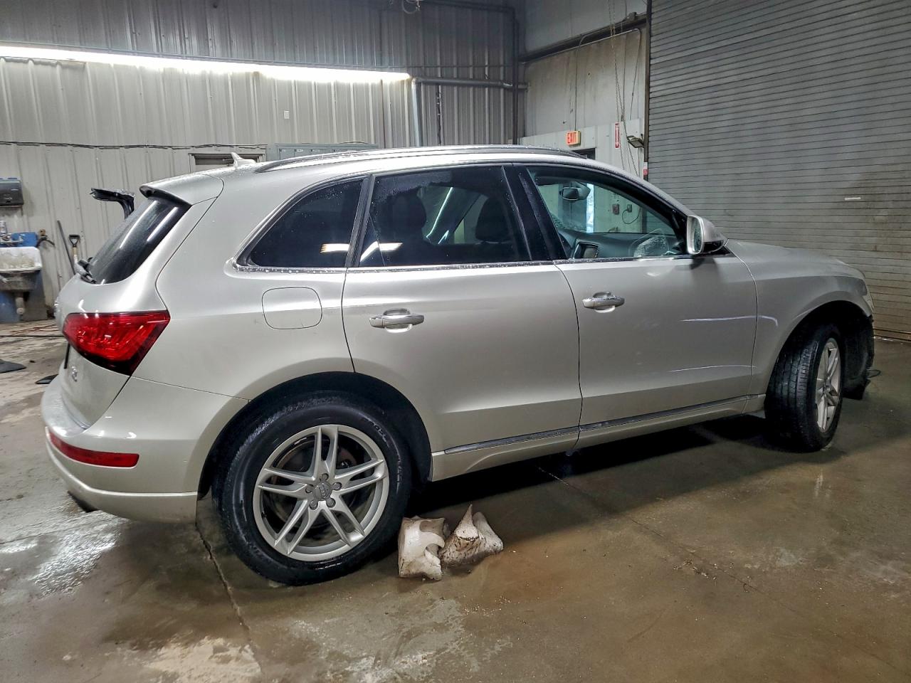 2017 AUDI Q5 PREMIUM PLUS photo 3