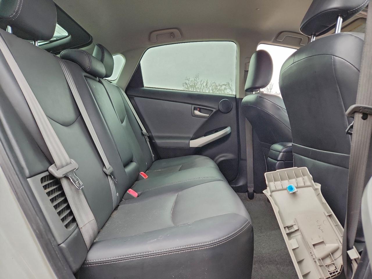 2013 TOYOTA PRIUS photo 10
