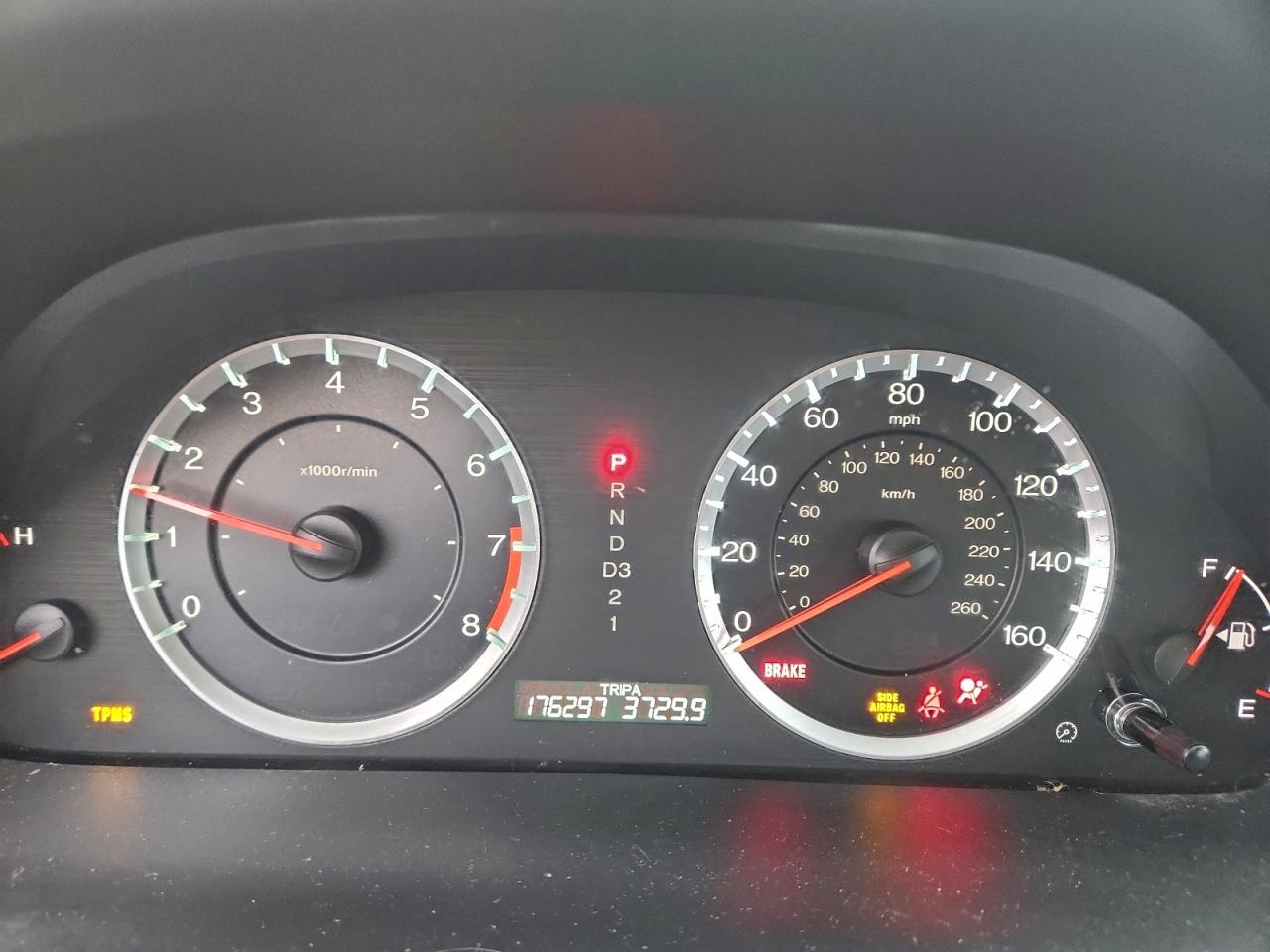 2010 HONDA ACCORD LX photo 9