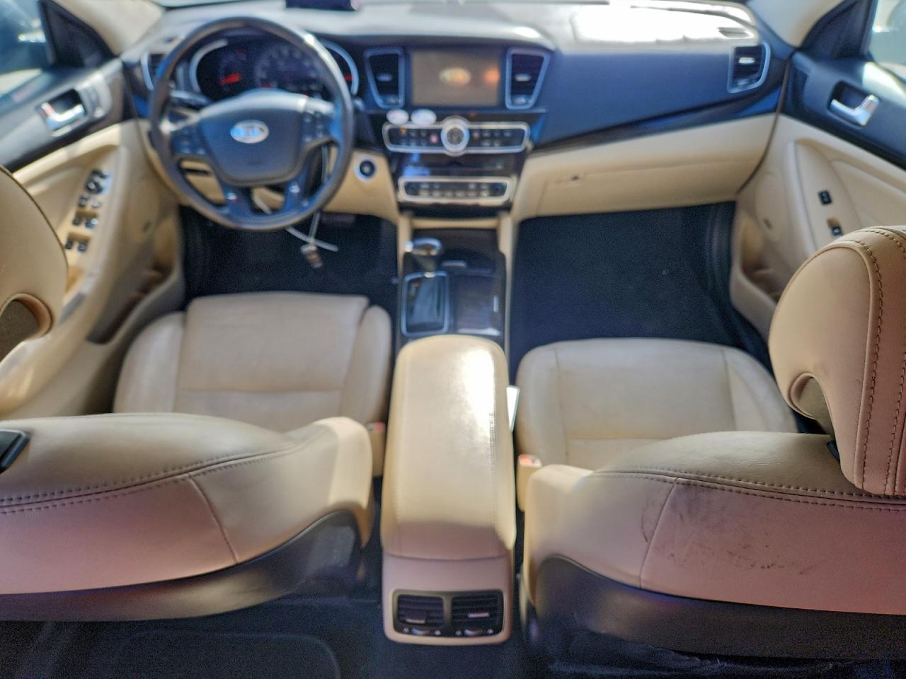 2015 KIA CADENZA PREMIUM photo 8
