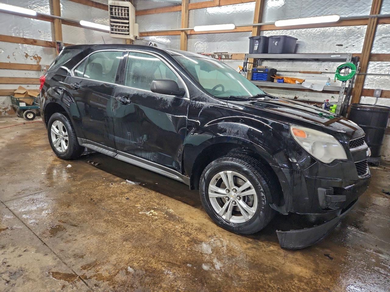 2013 CHEVROLET EQUINOX LS photo 4
