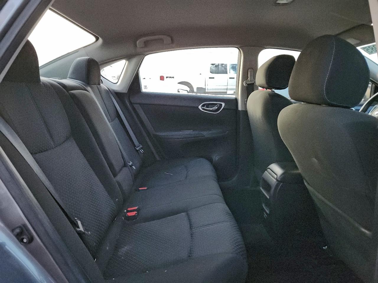 2019 NISSAN SENTRA S photo 10