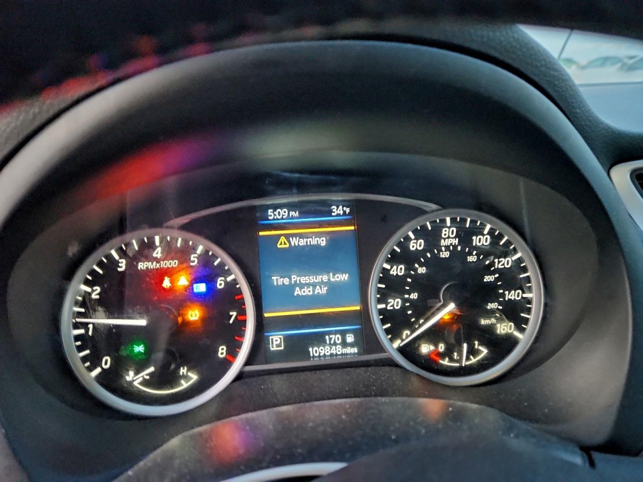 2019 NISSAN SENTRA S photo 9
