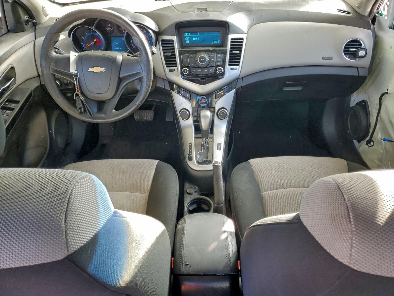 2011 CHEVROLET CRUZE LS photo 8