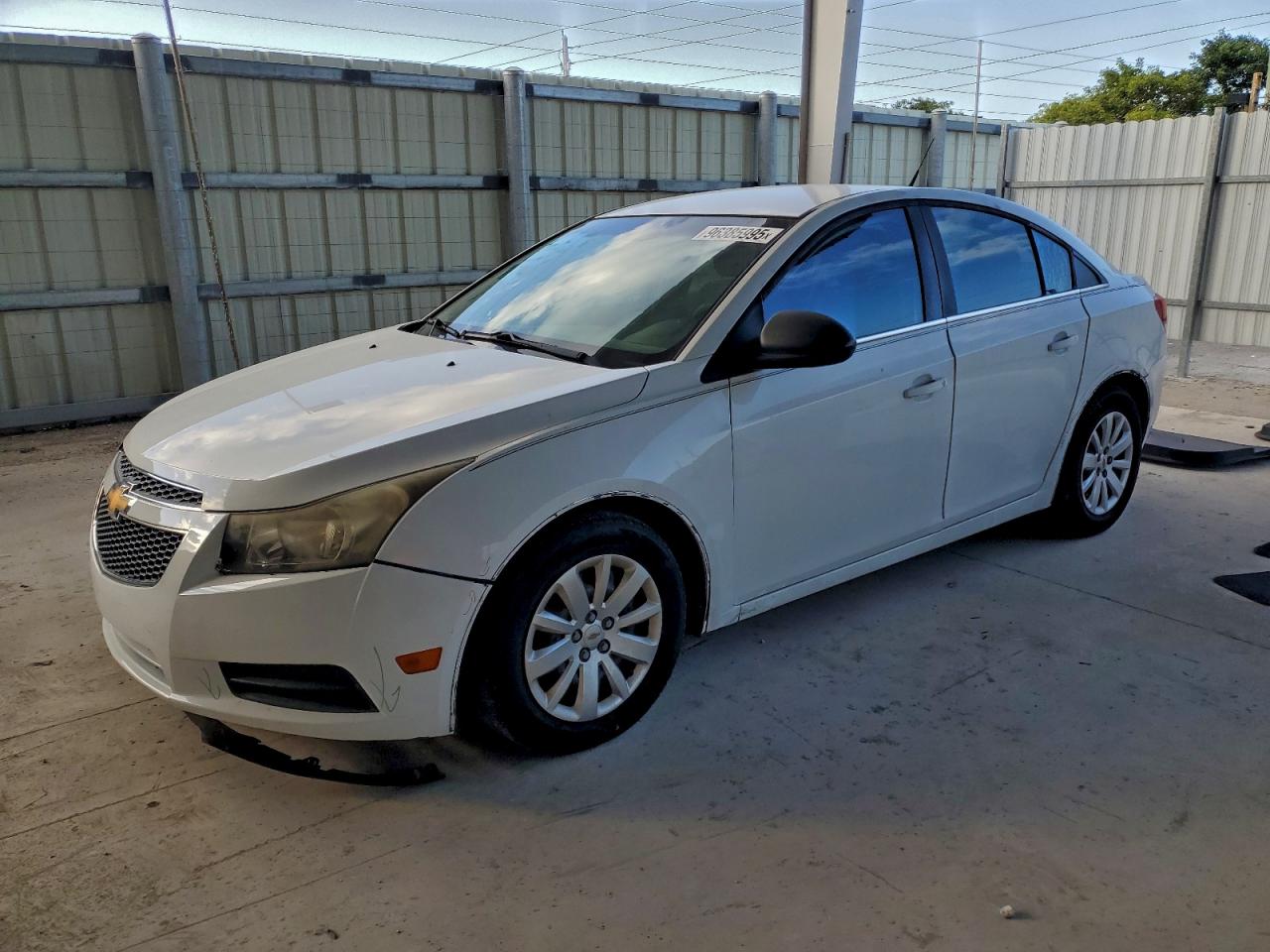 2011 CHEVROLET CRUZE